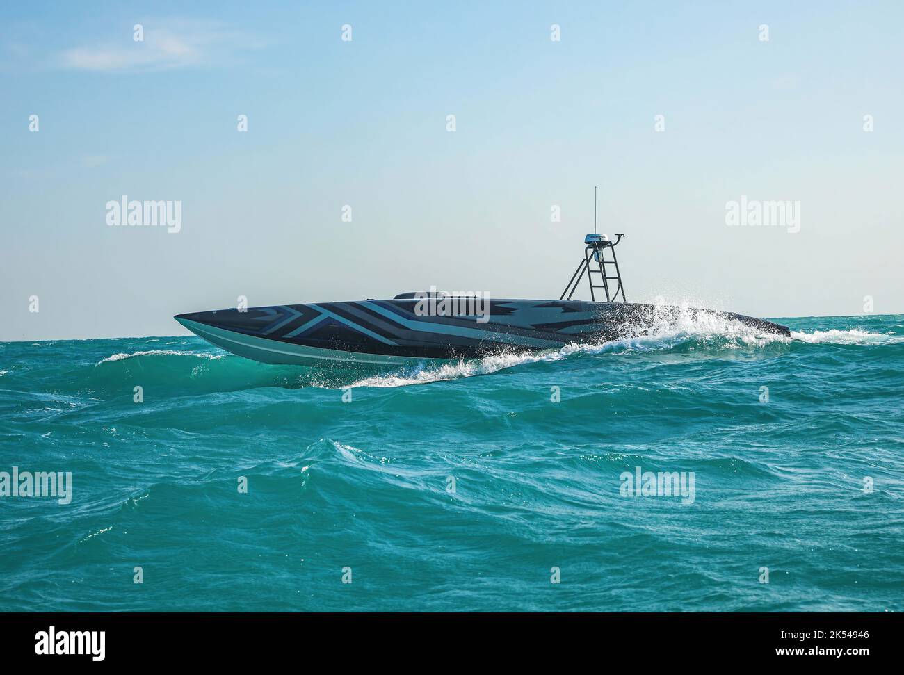 ARABIAN GULF (Dec. 4, 2021) A MANTAS T-38 unmanned surface vessel operates in the Arabian Gulf. Ongoing evaluations of new unmanned systems in U.S. 5th Fleet drives discovery, innovation, and integration into fleet operations. (U.S. Army photo by Sgt. David Resnick) Stock Photo
