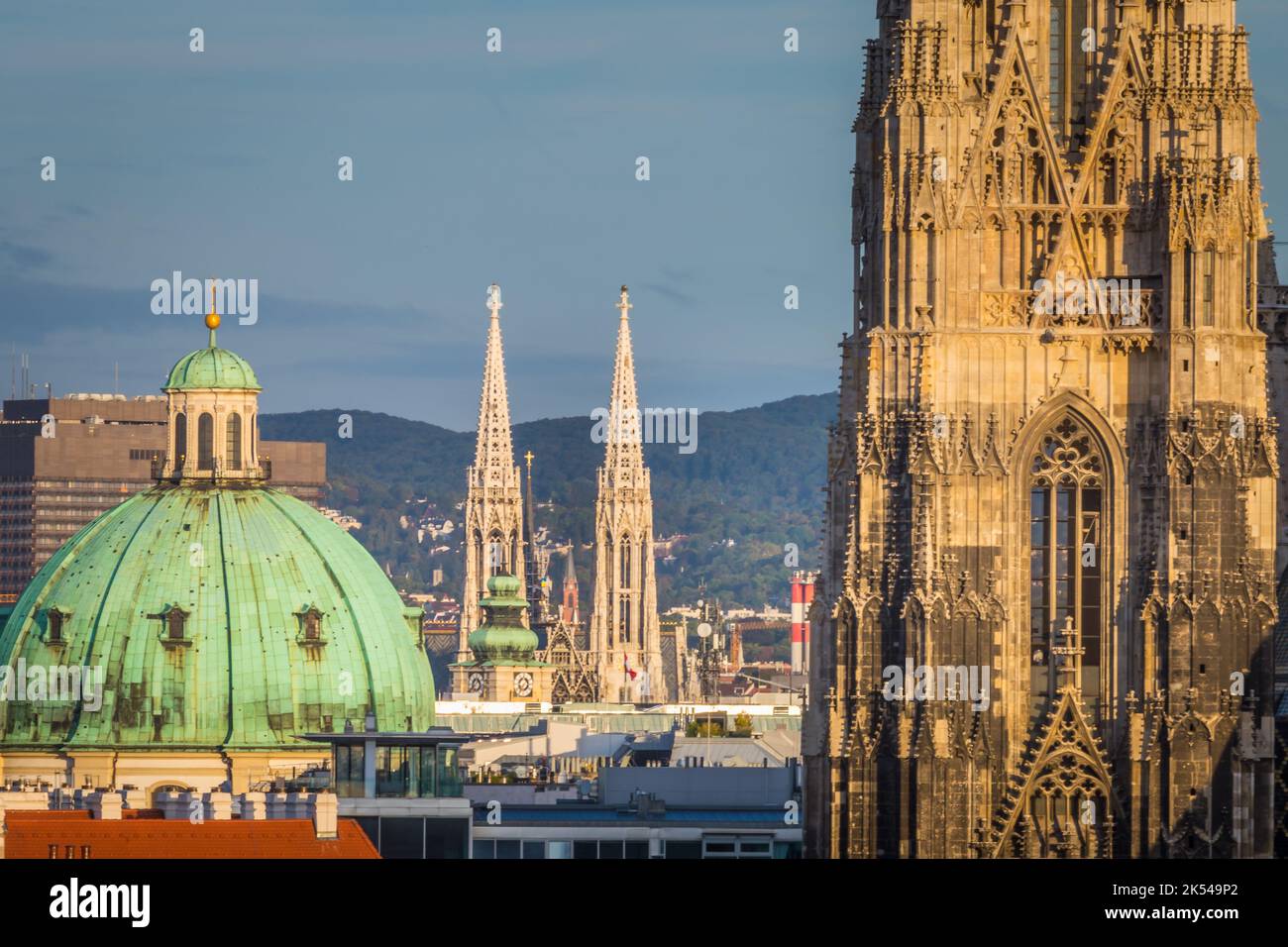 St. Stephen's Cathedral and Vienna old town cityscape at sunrise, Austria Stock Photo