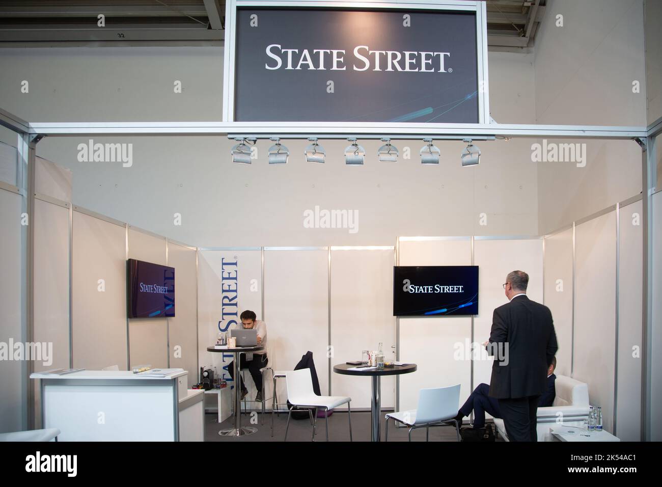 Statestreet hi-res stock photography and images - Alamy
