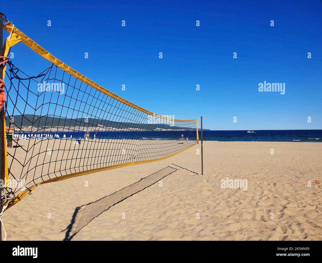 Volleyball net on the beach in the sea resort Stock Photo Alamy