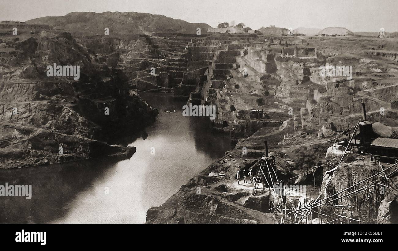 Manganese mining in india hires stock photography and images Alamy