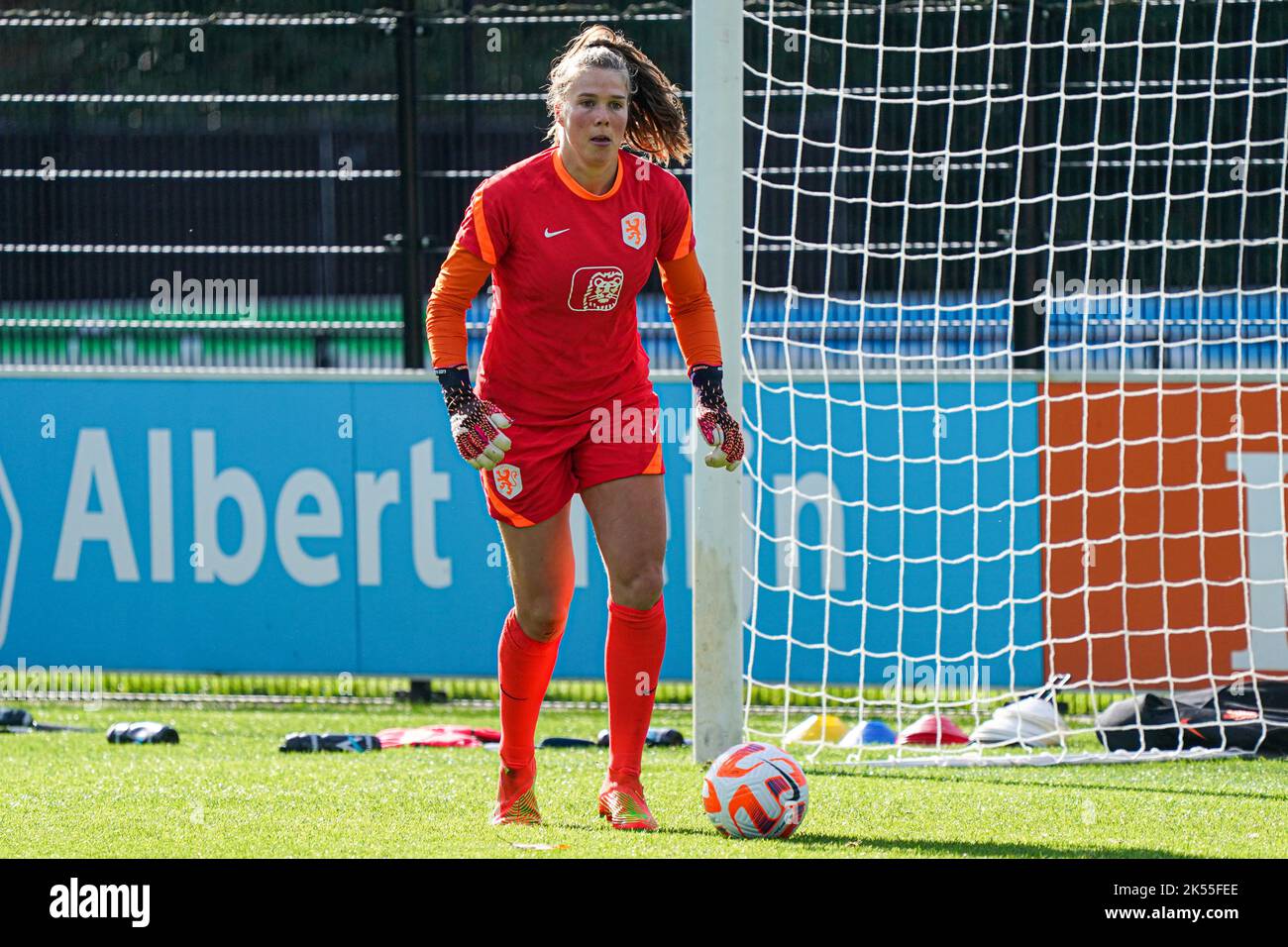 ZEIST, NETHERLANDS OCTOBER 6 goalkeeper Lize Kop of The Netherlands during the Training of