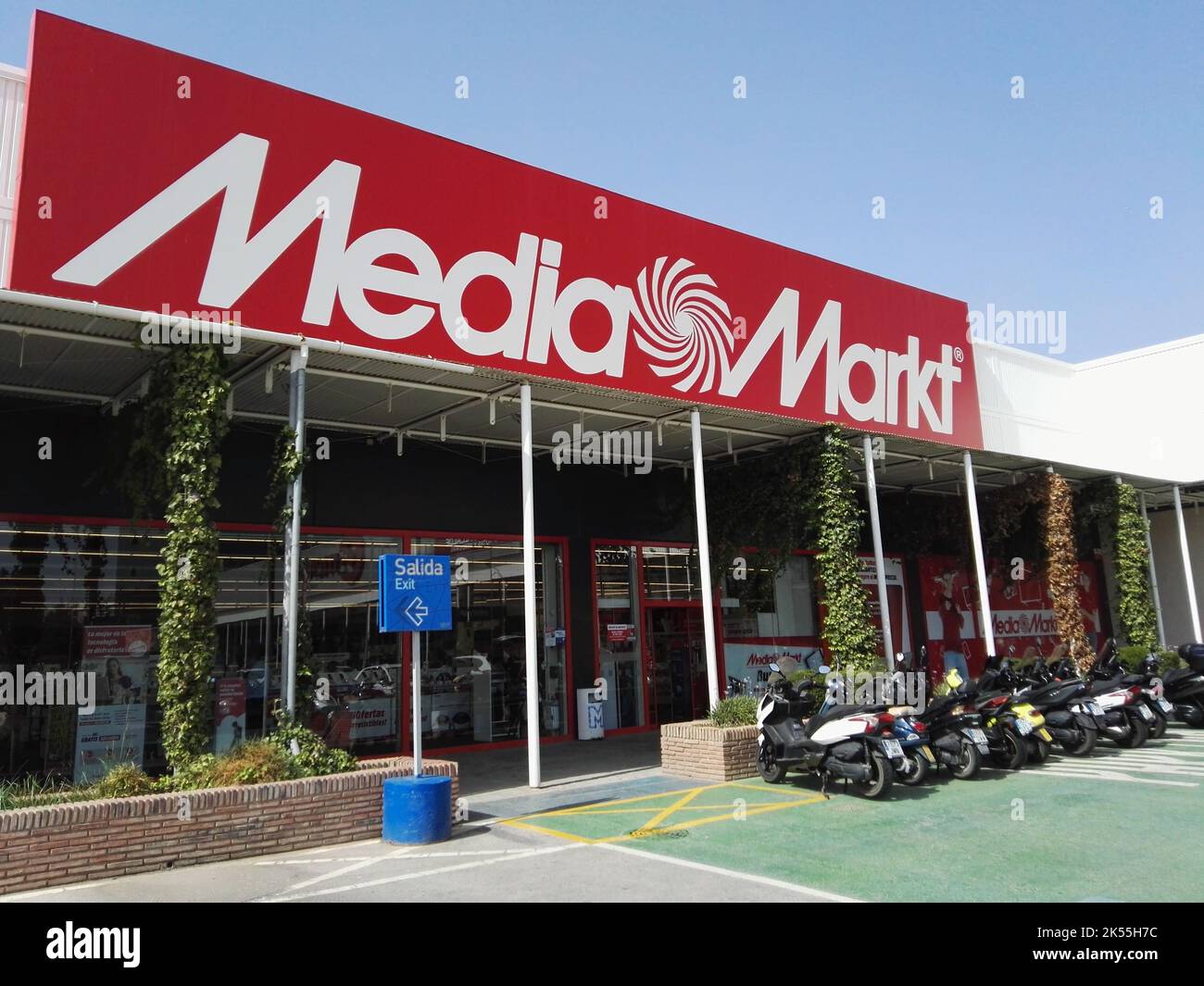 Media Markt Sign with Big Letter M in Front of a Store Editorial Image -  Image of center, concept: 209721785