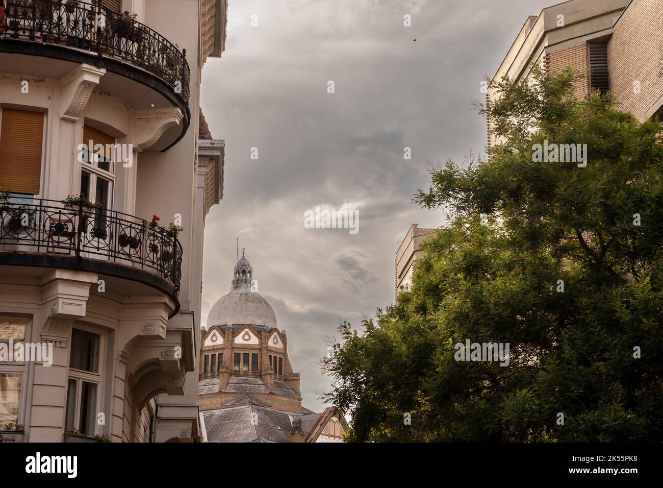 Picture of Novi Sad Synagogue, also known as sinagoga u novom sadu, in the end of the afternoon, in Novi Sad, Serbia. Novi Sad Synagogue  is one of ma Stock Photo