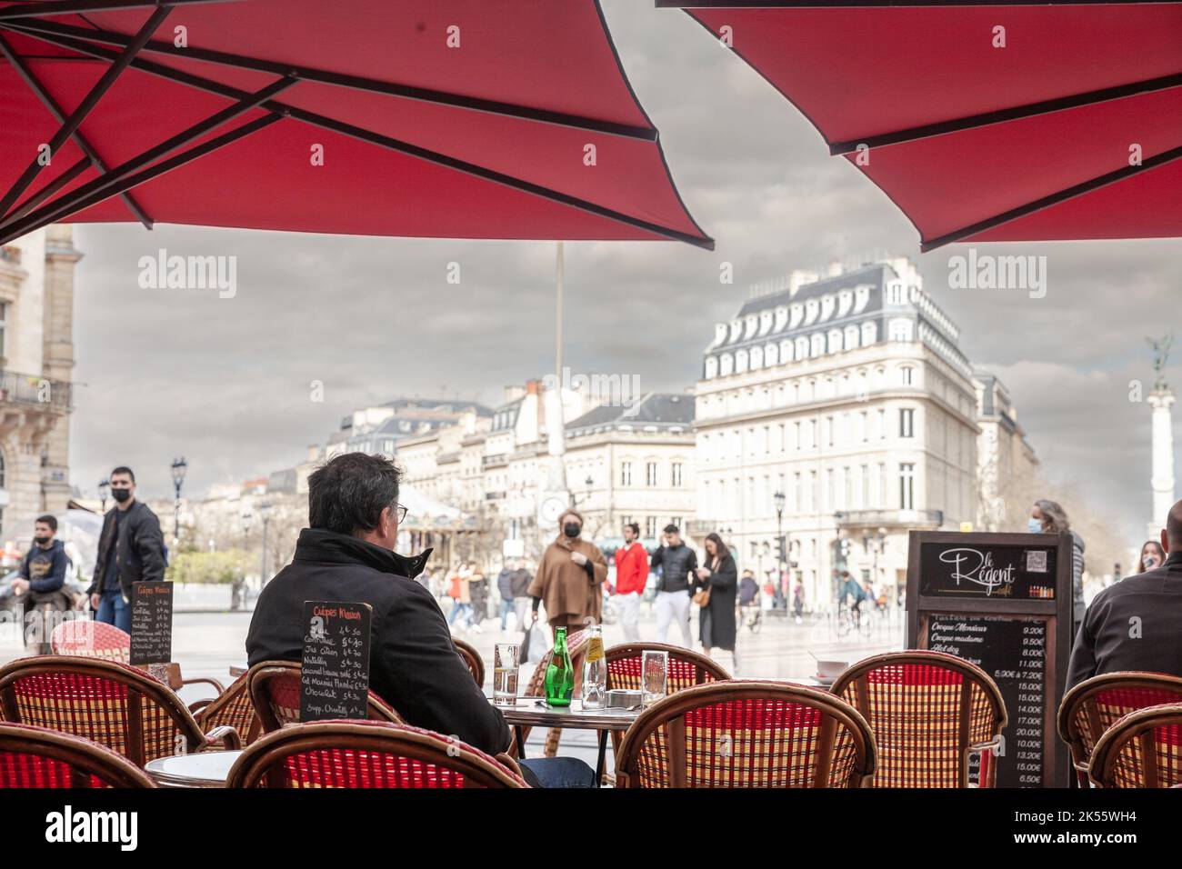 A la francaise bar hi-res stock photography and images - Alamy