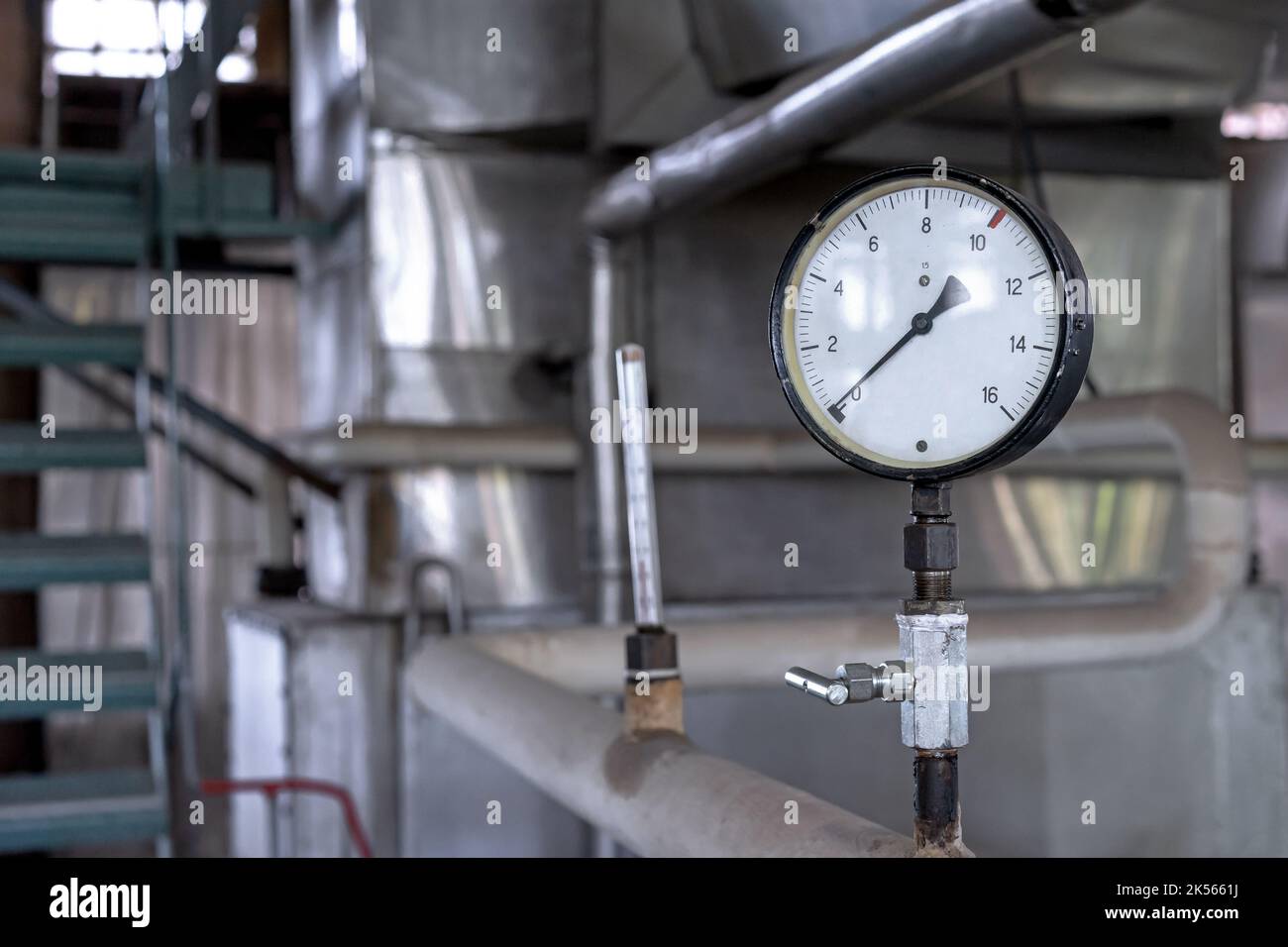 Pressure gauge or manometer in the gas supply system of a gas boiler