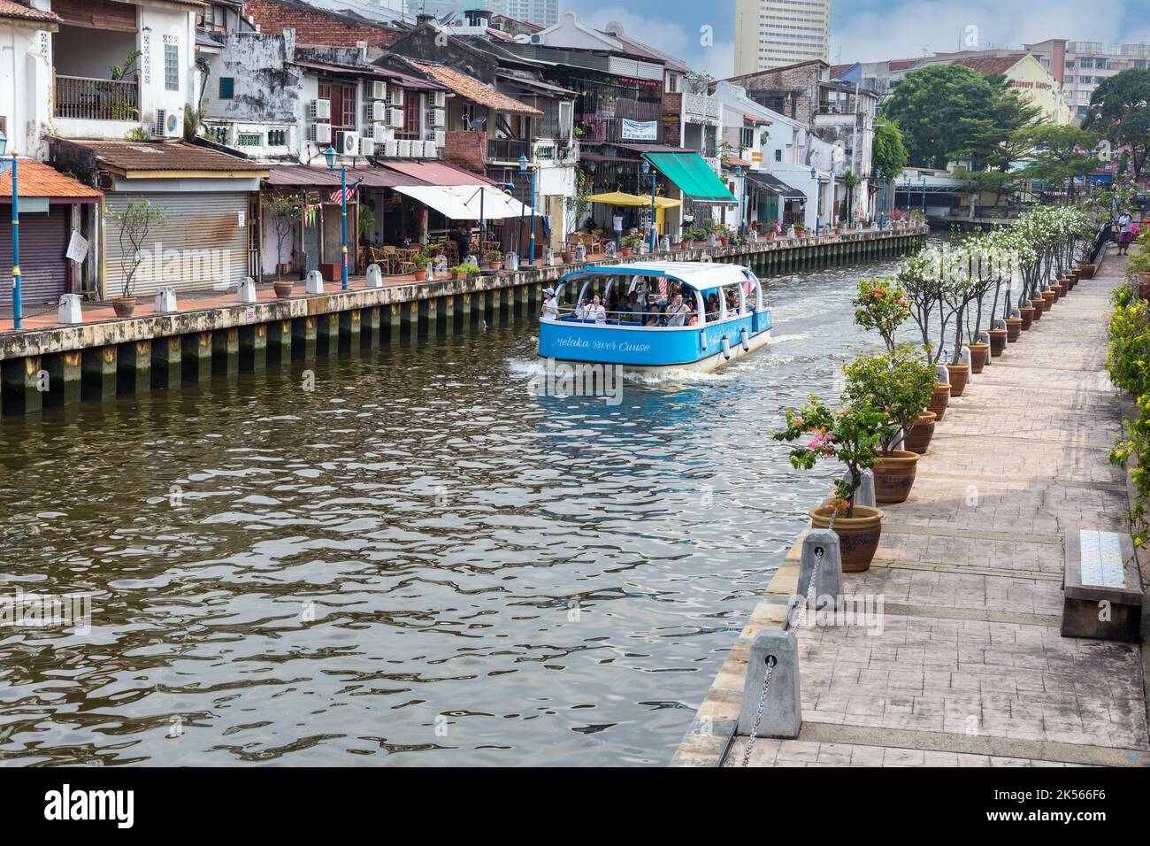 River Cruise Boat on the Melaka River, Melaka, Malaysia. Stock Photo