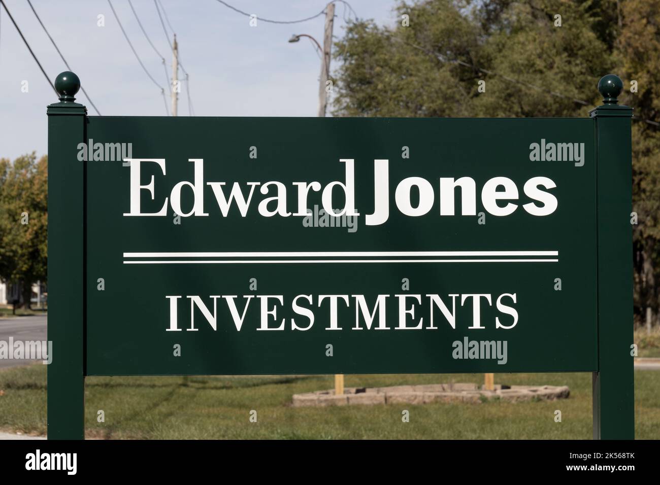 Edward Jones Sign