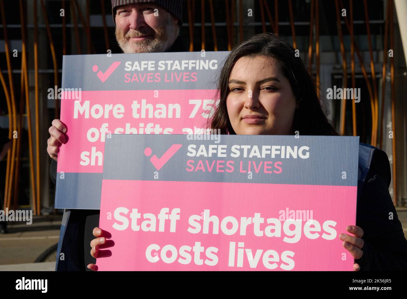 Edinburgh Scotland, UK 06 October 2022. The Royal College of Nursing Scotland members gather outside Scottish Parliament to draw attention to staff shortages and pay issues. credit sst/alamy live news Stock Photo