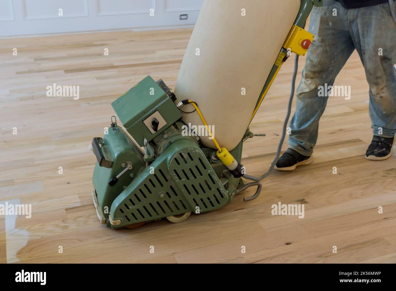 In a newly built house, it is necessary to grind the wooden parquet