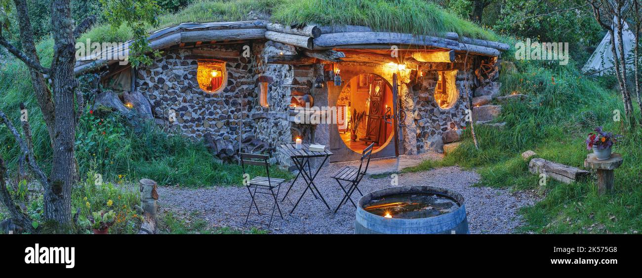 Pierre Ronde Pierre ronde hi-res stock photography and images - Alamy