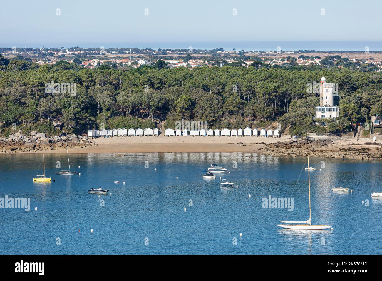 France, Vendee, Noirmoutier en l'Ile, l'Anse Rouge beach and Plantier tower (aerial view) Stock Photo