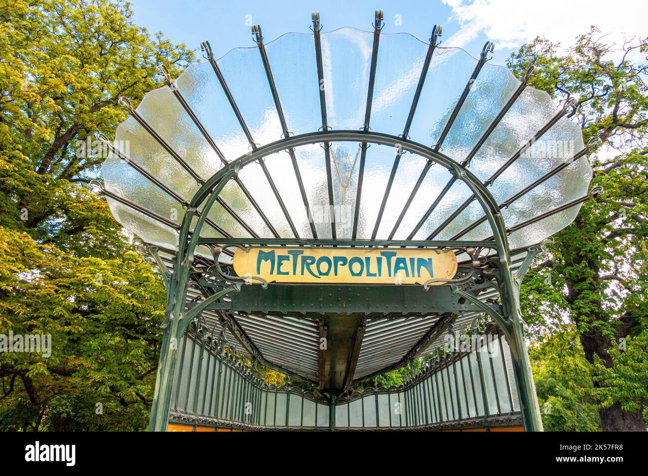 France, Paris, The dragonfly of the Porte Dauphine metro station by
