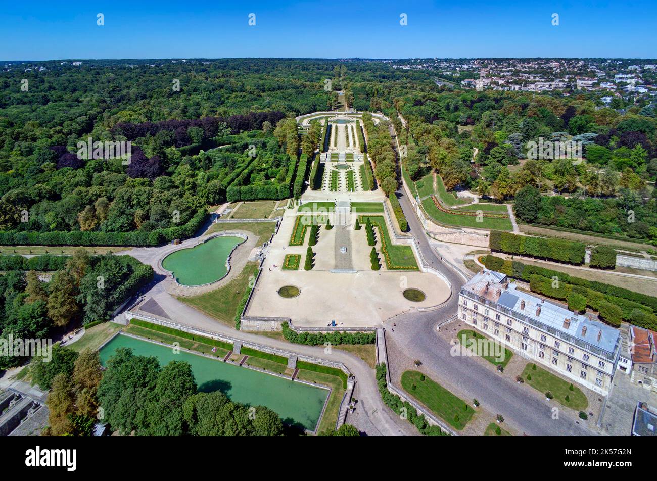 Parc national de saint cloud hires stock photography and images Alamy