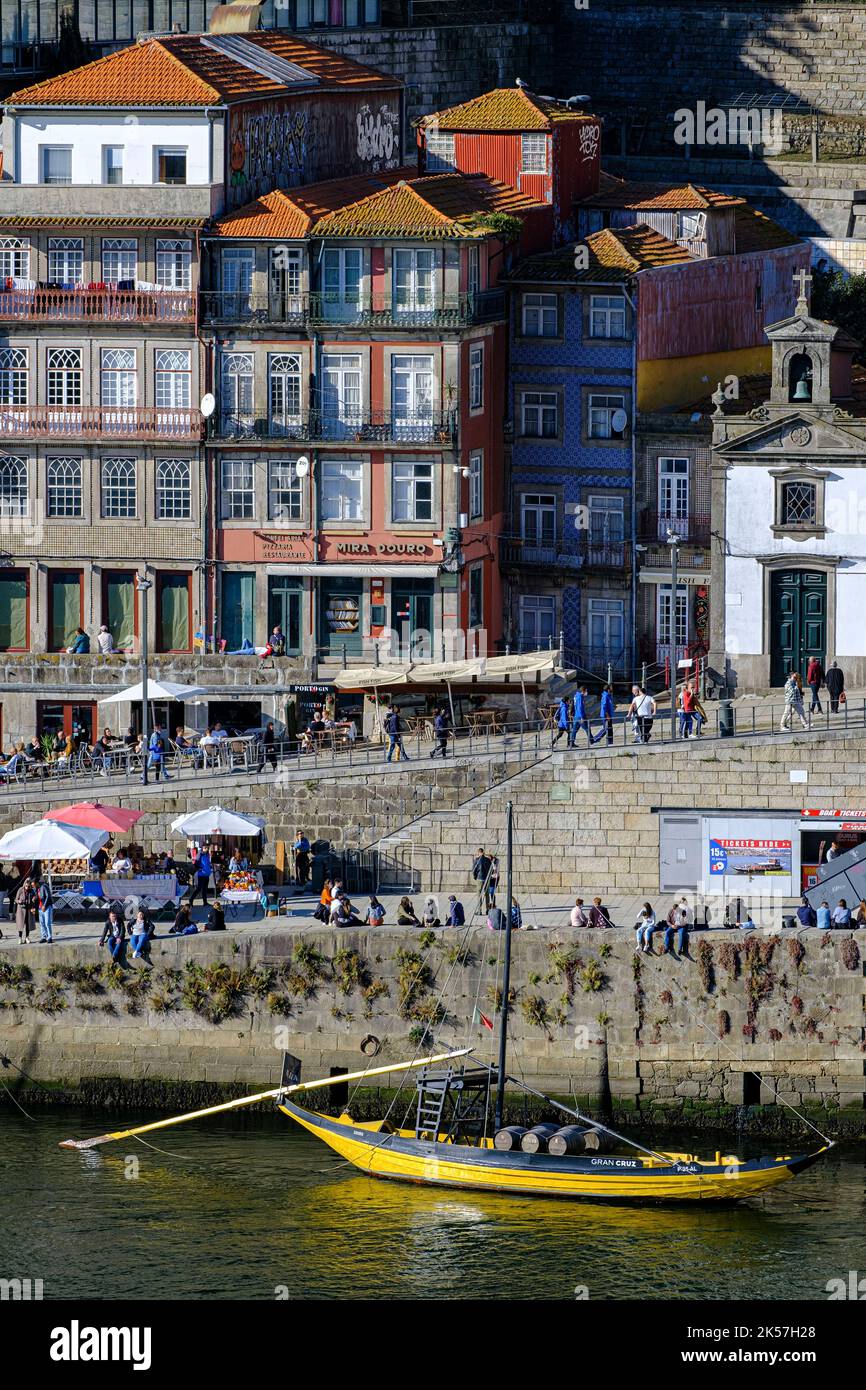 Portugal, North region, Porto, the banks of Douro river, Ribeira area