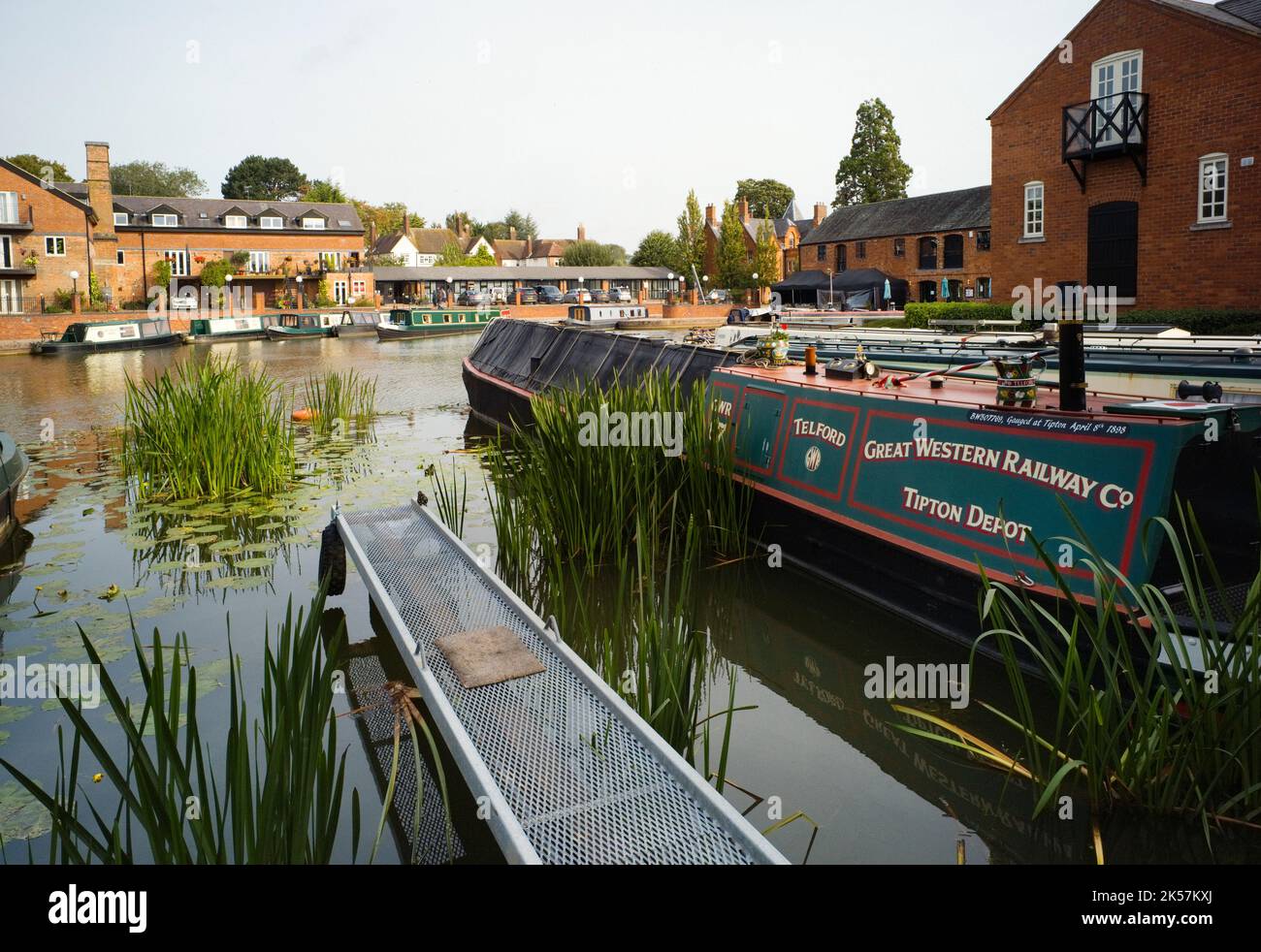 The basin on the Grand Union Canal at Market Harborough Stock Photo
