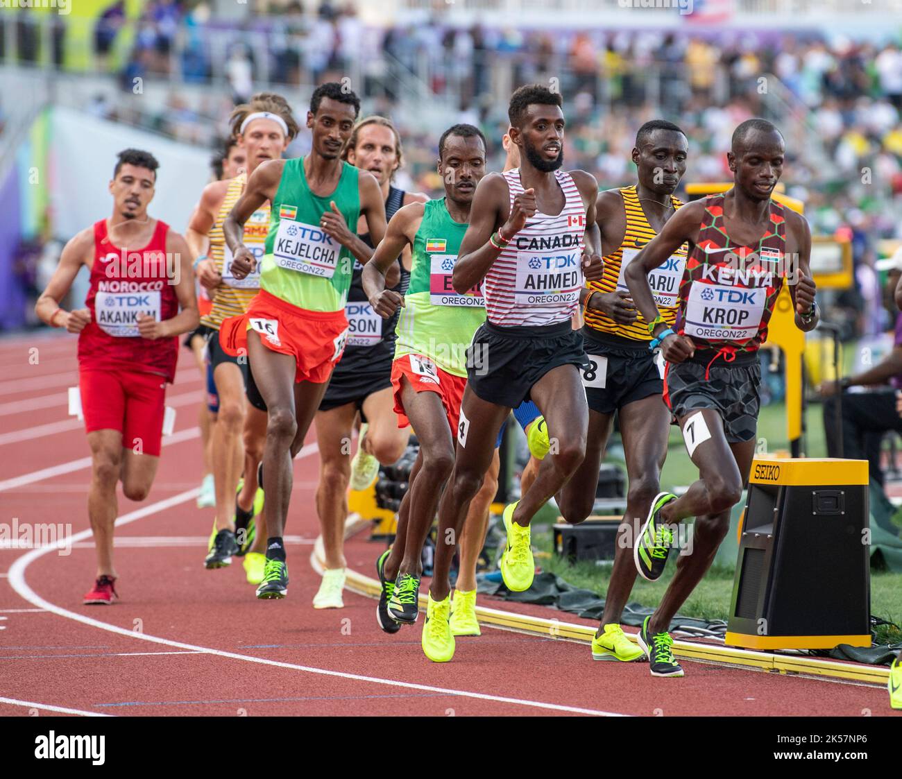 Mohammed Ahmed of Canada competing in the men’s 5000m heats at the World Athletics Championships, Hayward Field, Eugene, Oregon USA on the 21st July 2 Stock Photo