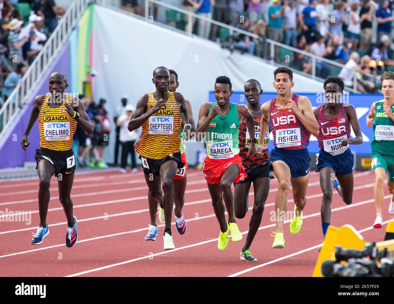 Oscar Chelimo and Joshua Cheptegei of Uganda competing in the men’s 5000m heats at the World Athletics Championships, Hayward Field, Eugene, Oregon US Stock Photo