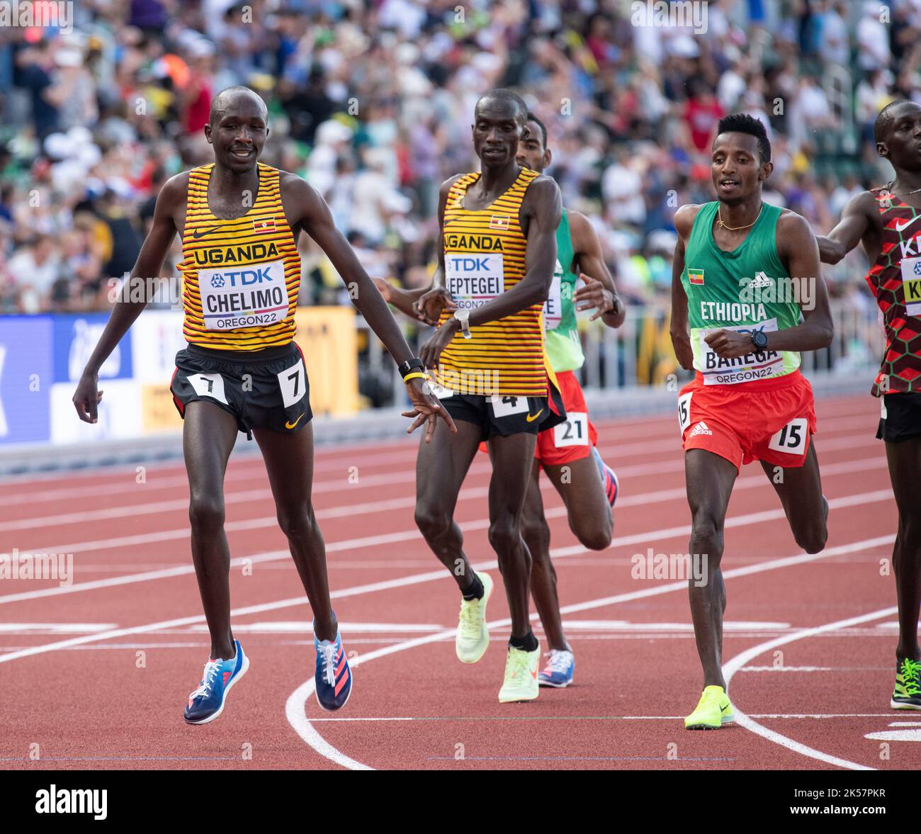 Oscar Chelimo and Joshua Cheptegei of Uganda competing in the men’s