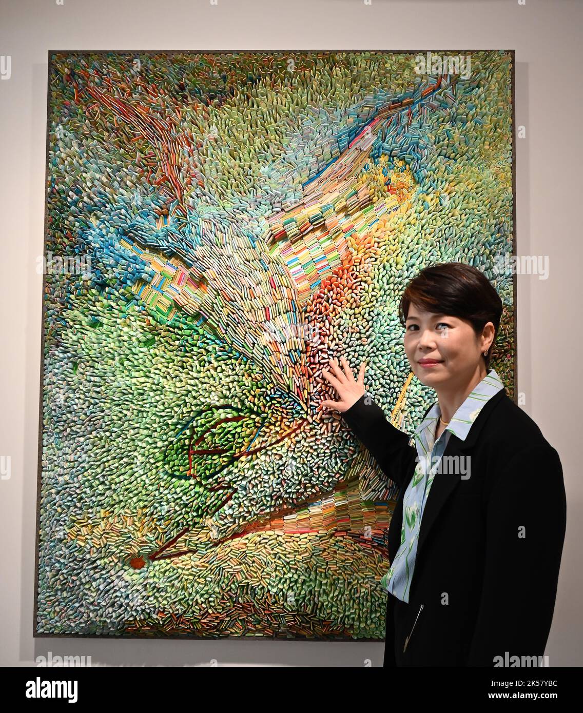 Hand point old painting hi-res stock photography and images - Page 