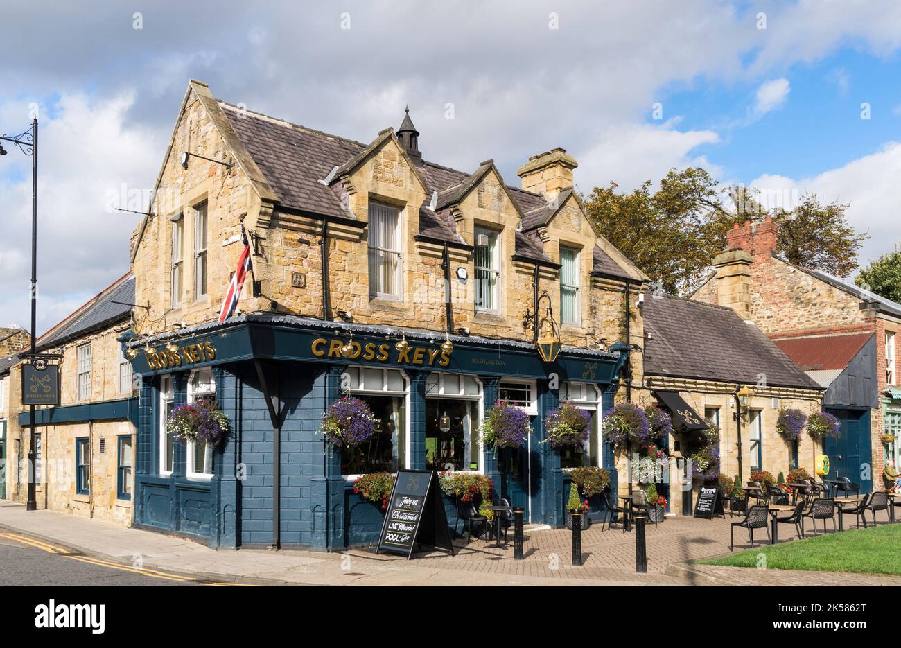 The Cross Keys pub in Washington Village, Tyne and Wear, England, UK Stock Photo