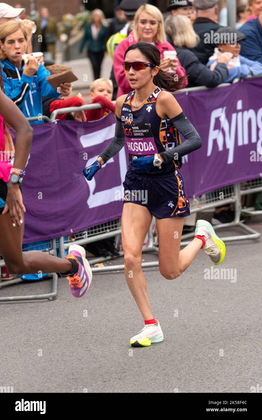 Ai Hosoda racing in the TCS London Marathon 2022 Elite Women race in Tower Hill, City of London, UK. Japanese long distance athlete Stock Photo