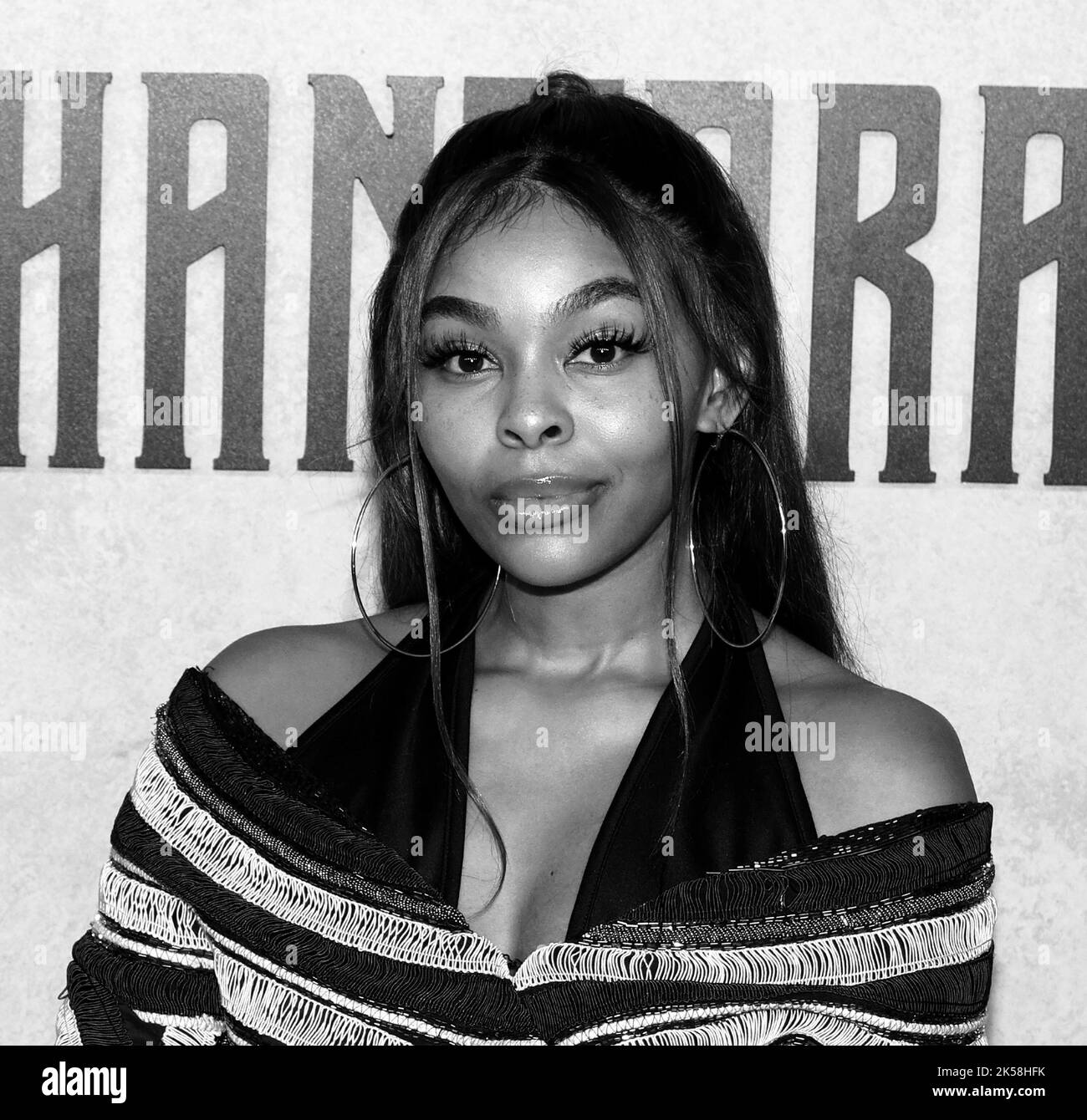 Los Angeles, CA, Oct 3, Kimberly Paigion Walker attends Apple Shantaram