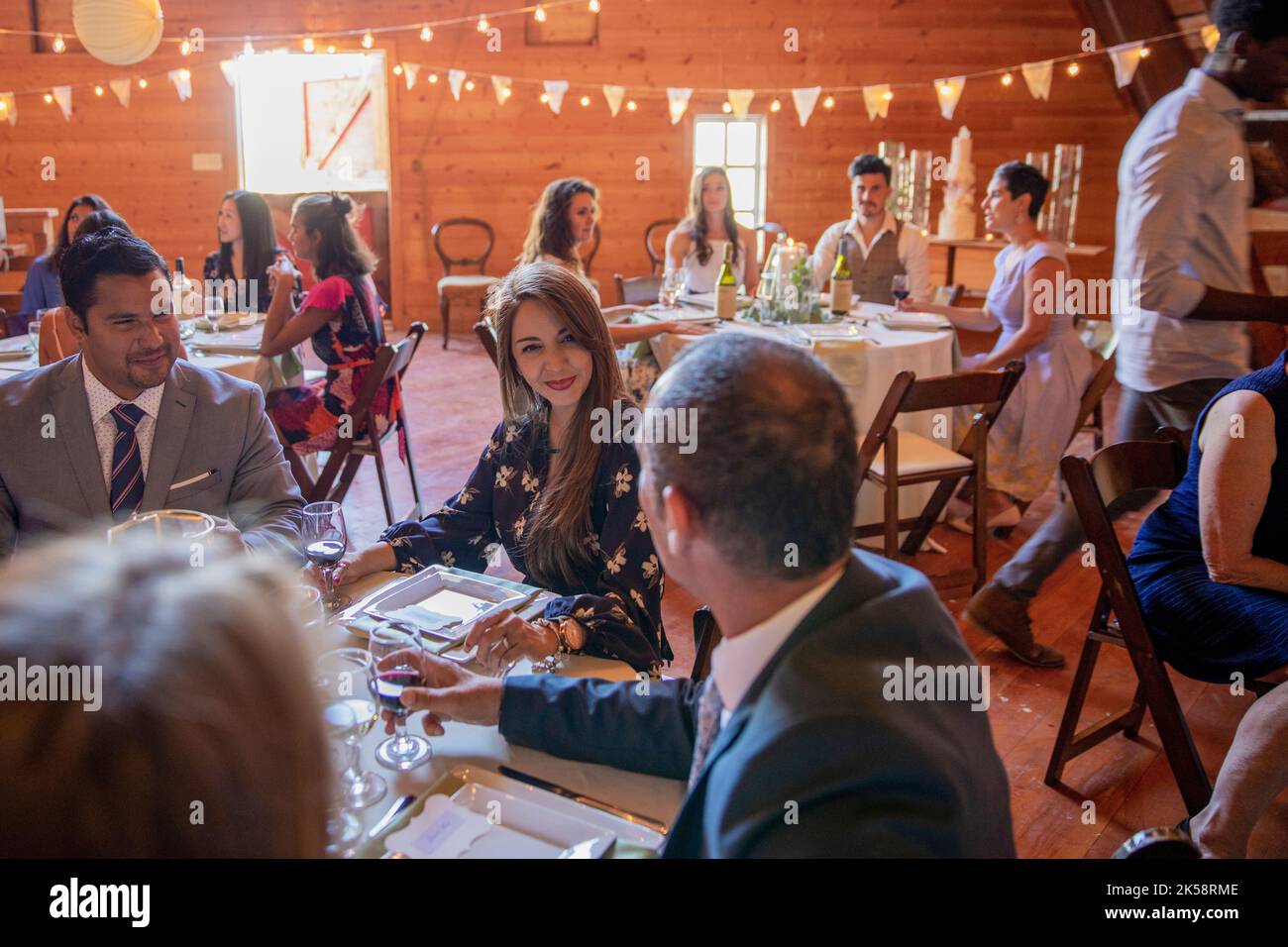 Wedding guests table hi-res stock photography and images - Alamy