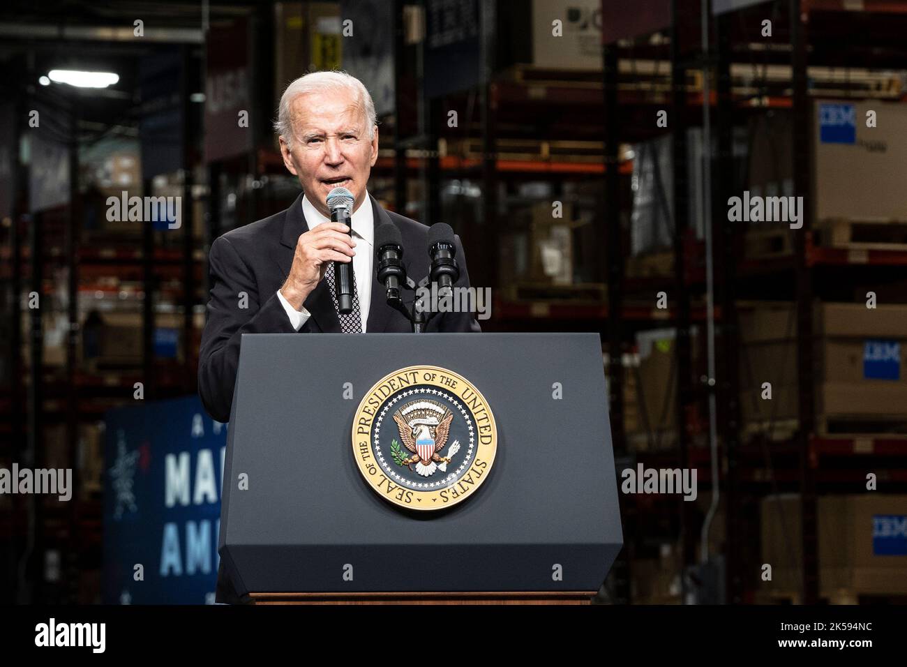 Chips and science act hires stock photography and images Alamy