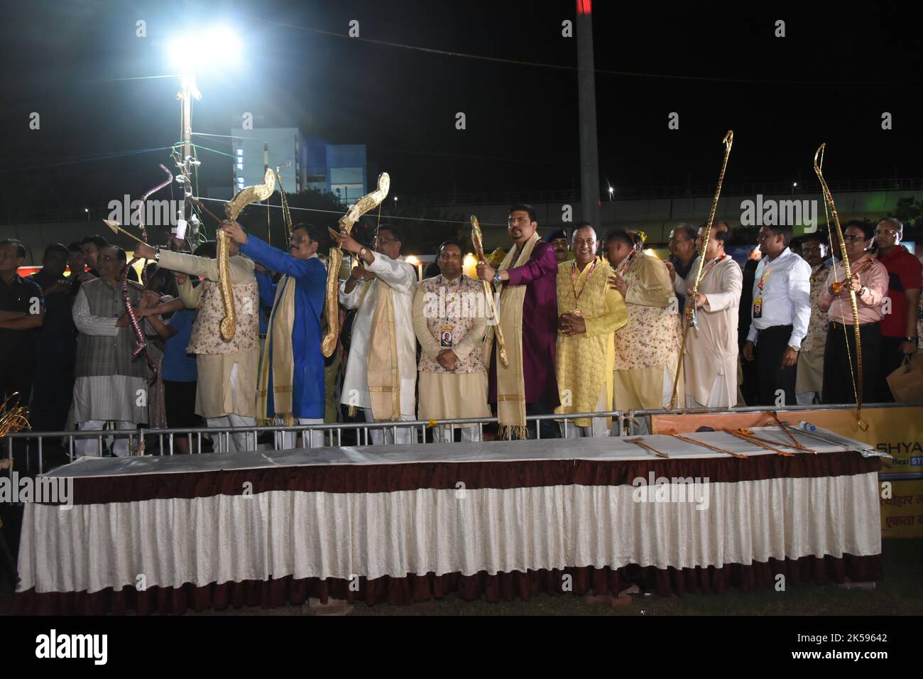 Kolkata, West Bengal, India. 5th Oct, 2022. BCCI President and Former India Cricket Team captain Sourav Ganguly performs 'Ravan Dahan' on the occasion of the Hindu festival of Dussehra, which marks the triumph of good over evil, in Kolkata. (Credit Image: © Dipa Chakraborty/Pacific Press via ZUMA Press Wire) Stock Photo