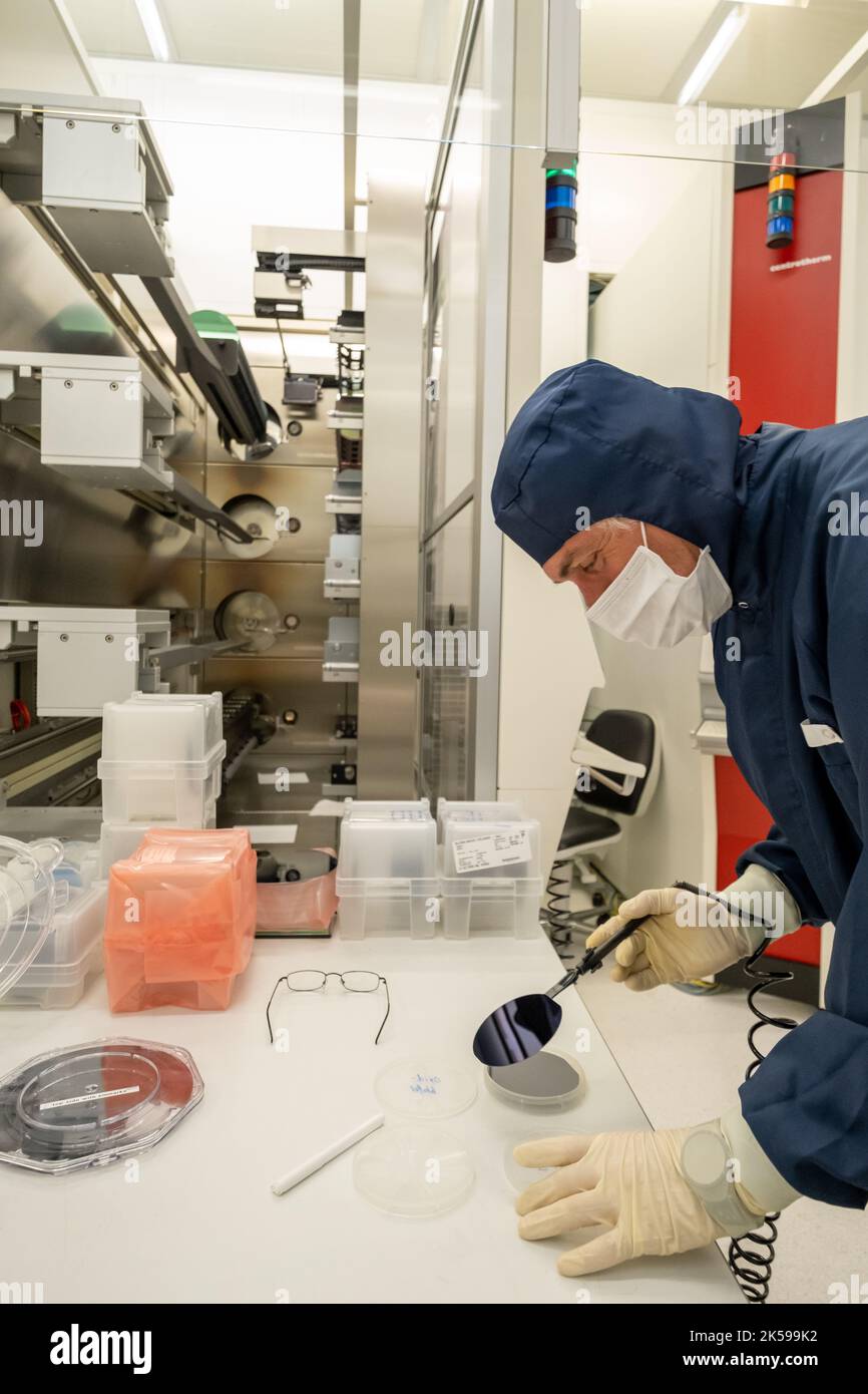 31.05.2022, Germany, Lower Saxony, Hannover - Laboratory for Nano- and Quantum Engineering (LNQE), interdisciplinary research center of Leibniz Univer Stock Photo