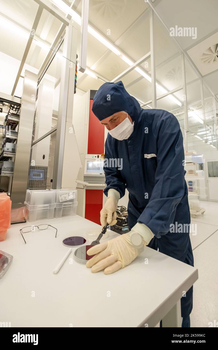 31.05.2022, Germany, Lower Saxony, Hannover - Laboratory for Nano- and Quantum Engineering (LNQE), interdisciplinary research center of Leibniz Univer Stock Photo