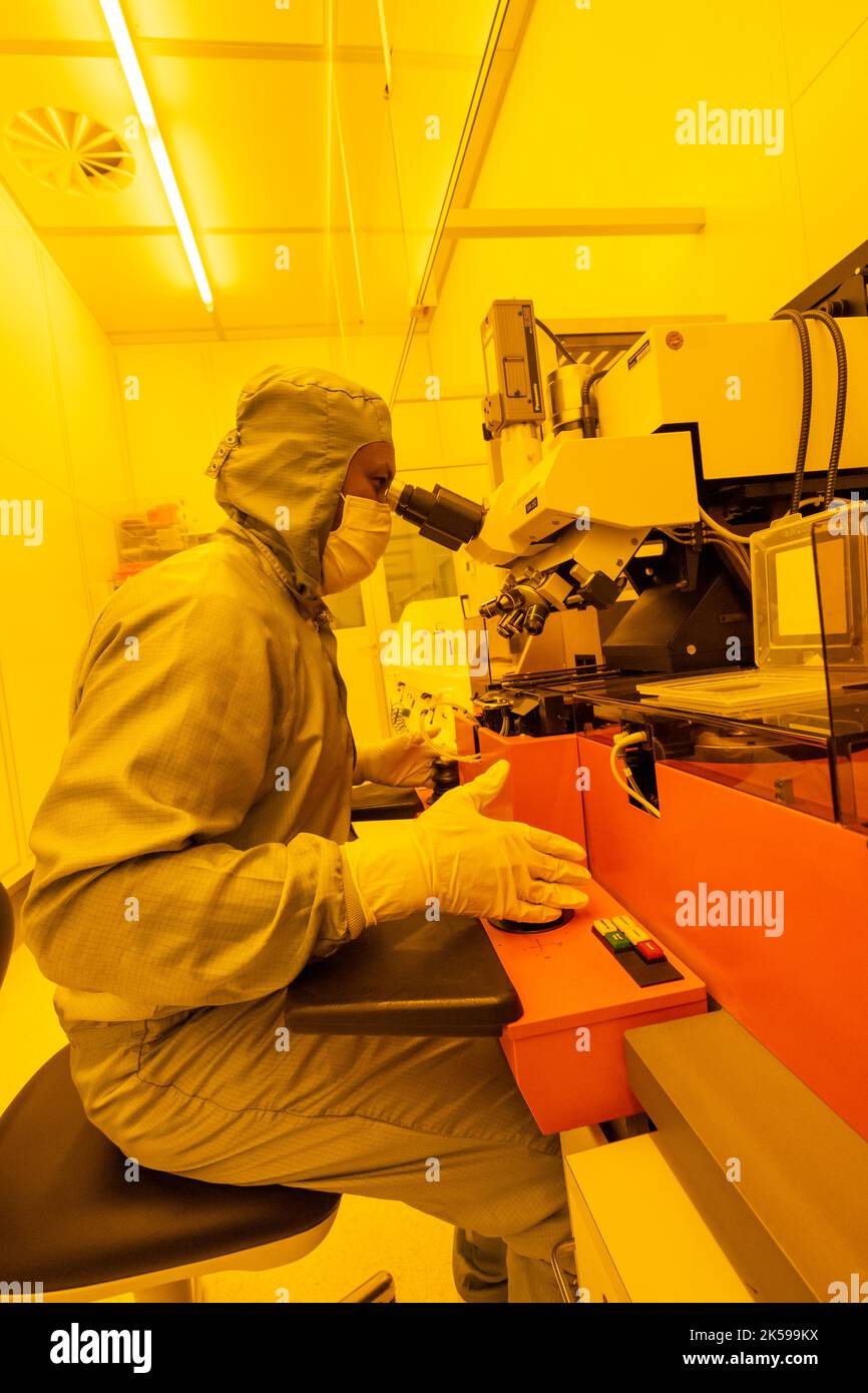 31.05.2022, Germany, Lower Saxony, Hannover Laboratory for Nano and