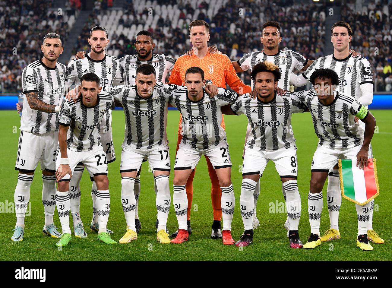 Turin, Italy. 20 May 2022. Players of Torino FC pose for a team photo prior  to the Serie A football match between Torino FC and AS Roma. Credit: Nicolò  Campo/Alamy Live News