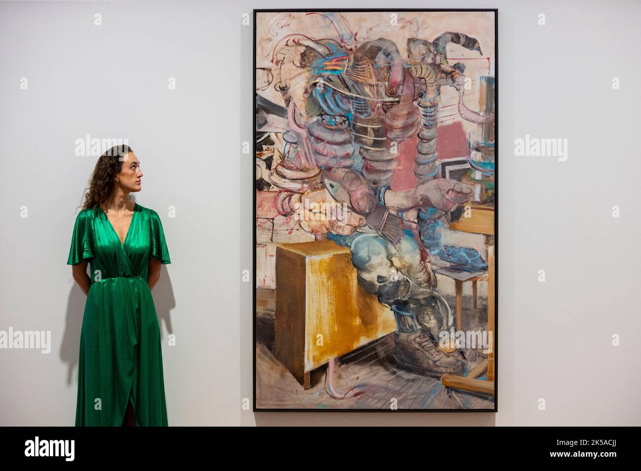 2 personas hires stock photography and images Alamy(07)