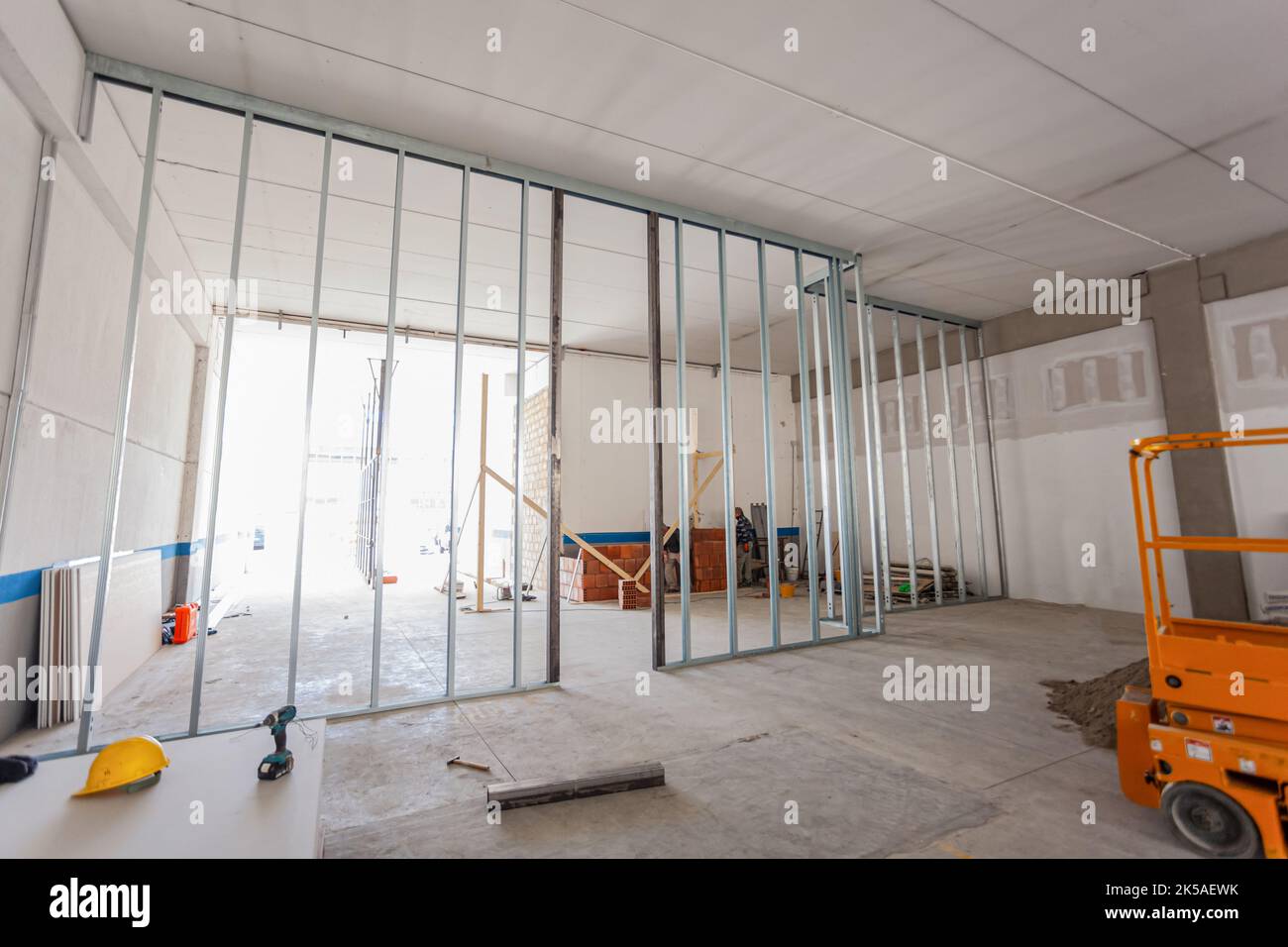 Refurbishment of a large industrial building. The construction site in