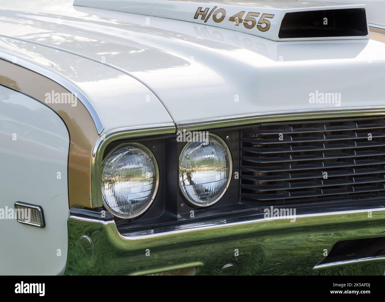 GROSSE POINTE SHORES, MI/USA JUNE 19, 2016 A 1969 Oldsmobile Cutlass H/O (Hurst/Olds) car