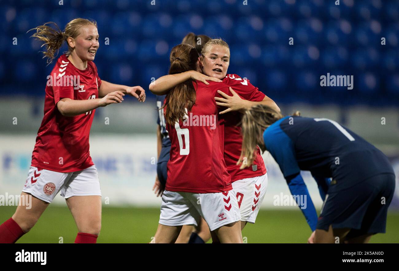 Football u19 hi-res stock photography and images - Page 6 - Alamy