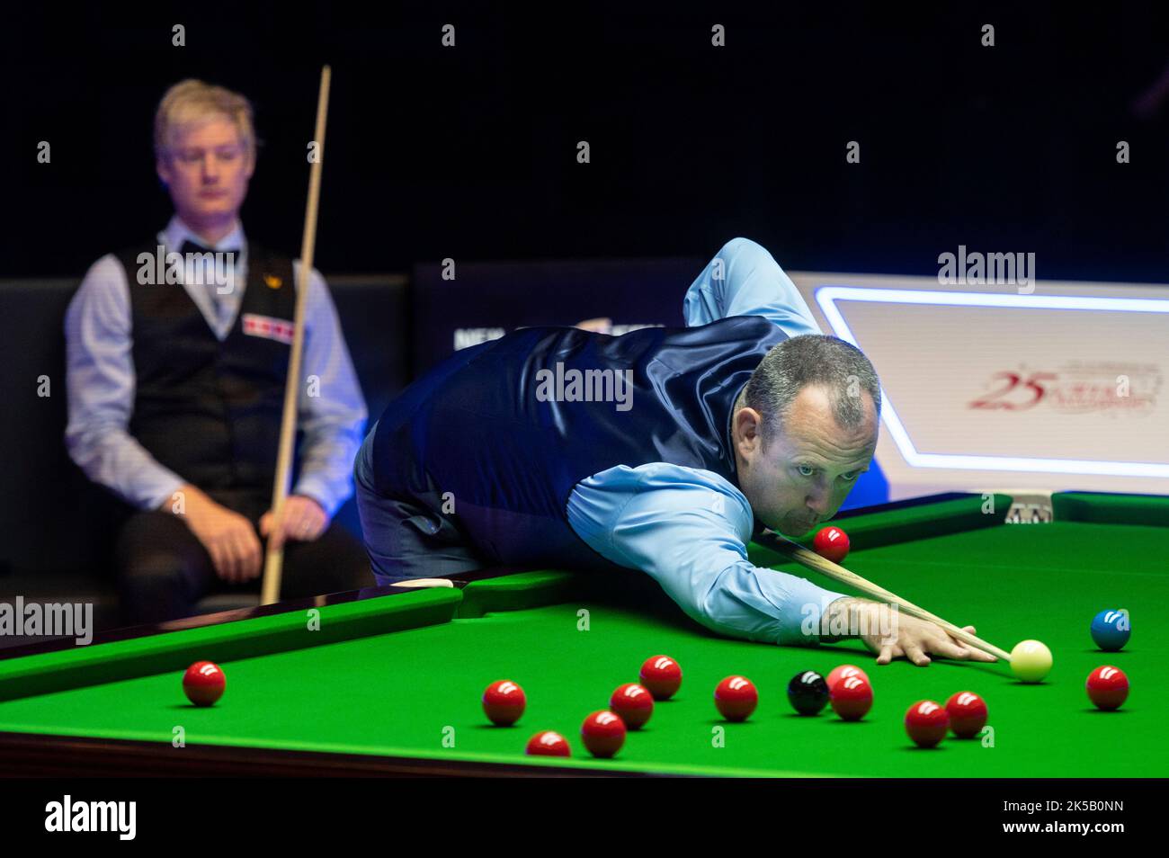 Sport snooker player action hi-res stock photography and images - Page 8