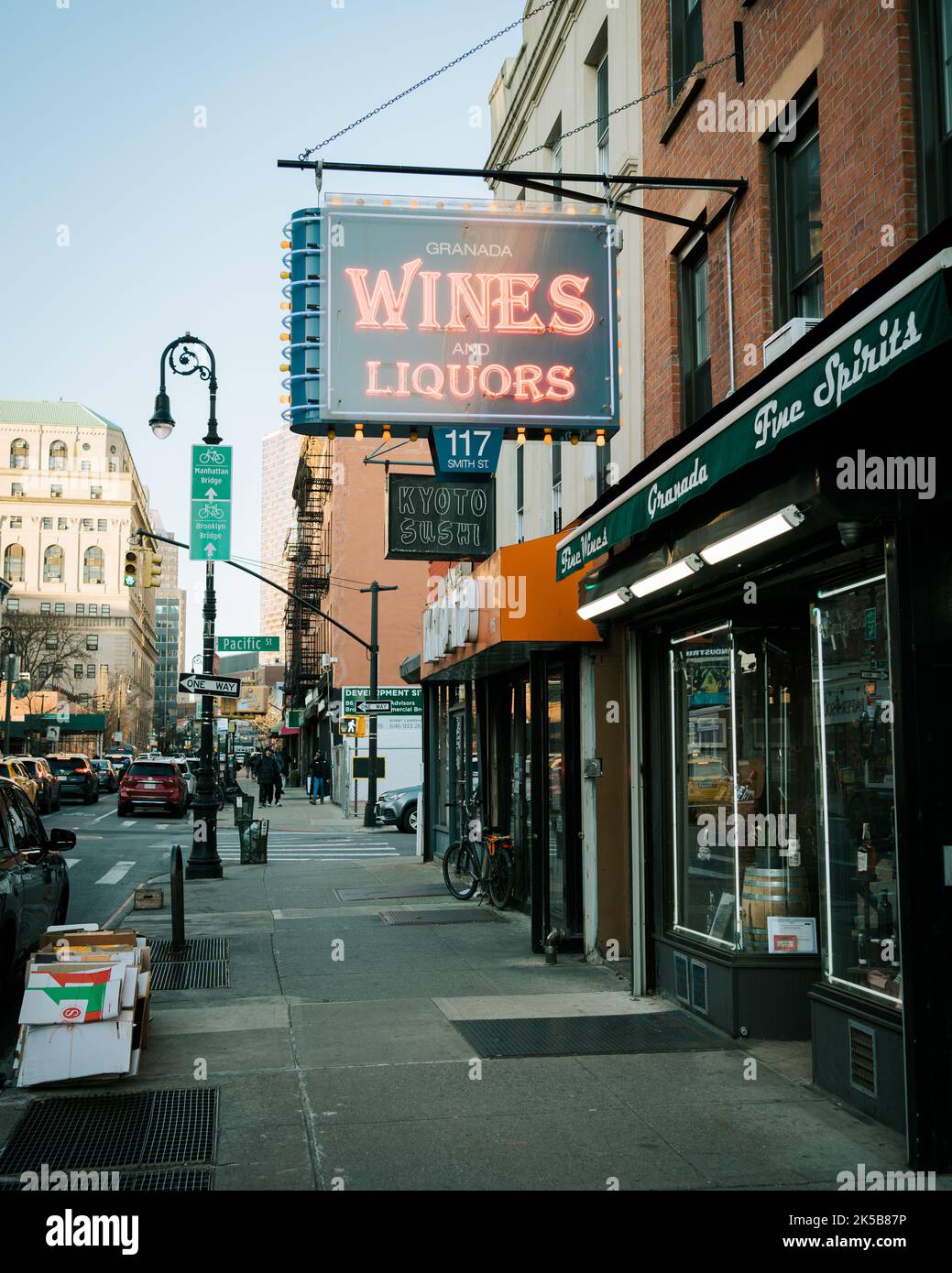 Granada wines and spirits hires stock photography and images Alamy