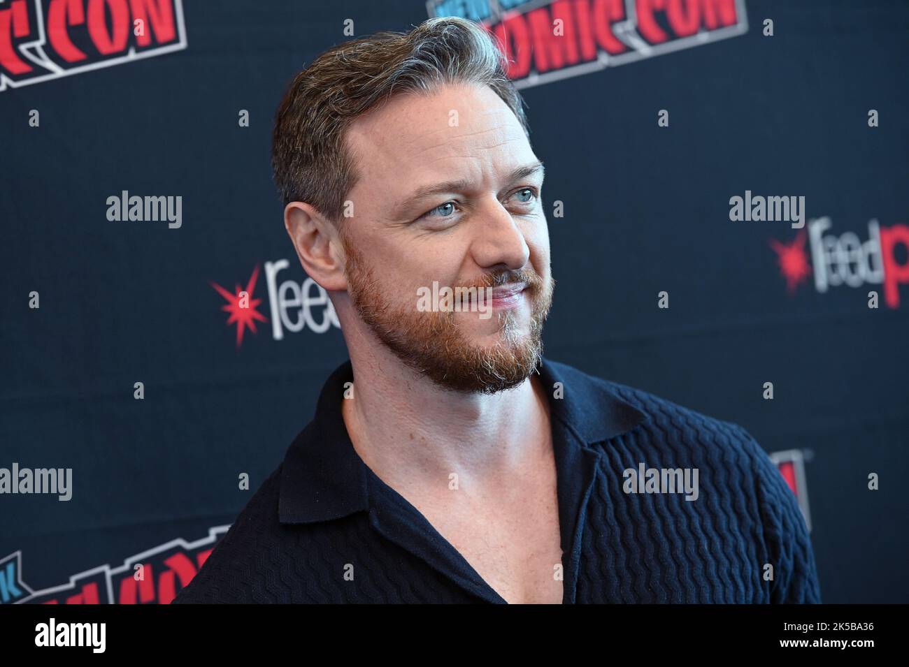 New York, United States. 06th Oct, 2022. Actor James McAvoy poses during the “His Dark Materials” press roundtable at the 2022 New York Comic Con in New York, NY, October 6, 2022. (Photo by Anthony Behar/Sipa USA) Credit: Sipa USA/Alamy Live News Stock Photo