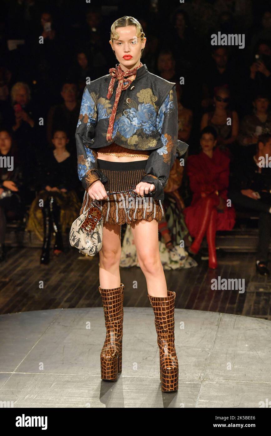 Georgia May Jagger On The Runway At The Vivienne Westwood Fashion Show Georgia May Jagger On The Runway At The Vivienne Westwood Fashion Show