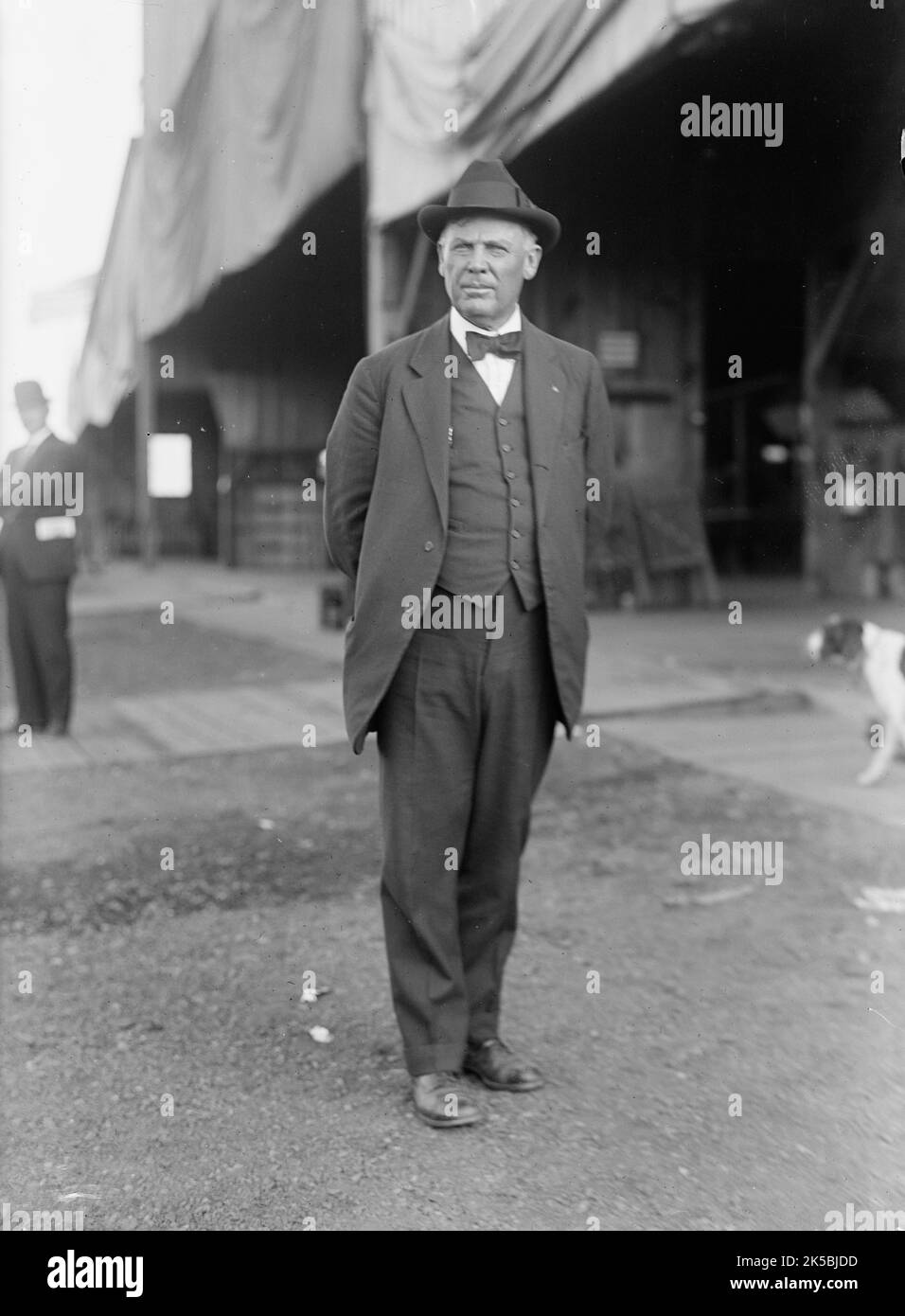 Balloons - Captain Thomas Scott Baldwin, N.A., Who Built Dirigible Balloon #1 Except The Engine, Which Was Made By Curtiss, 1914. Pioneer balloonist and U.S. Army major during World War I, the first American to descend from a balloon by parachute. Stock Photo