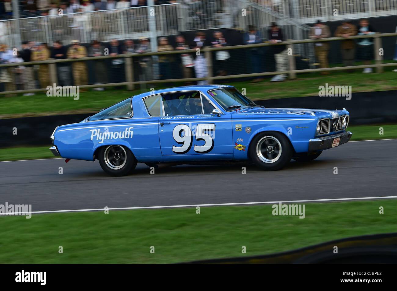 Duncan Pittaway, Rowan Atkinson, Plymouth Barracuda, St Mary’s Trophy Race, two qualifying sessions followed by two 25 minute races, the winner being Stock Photo