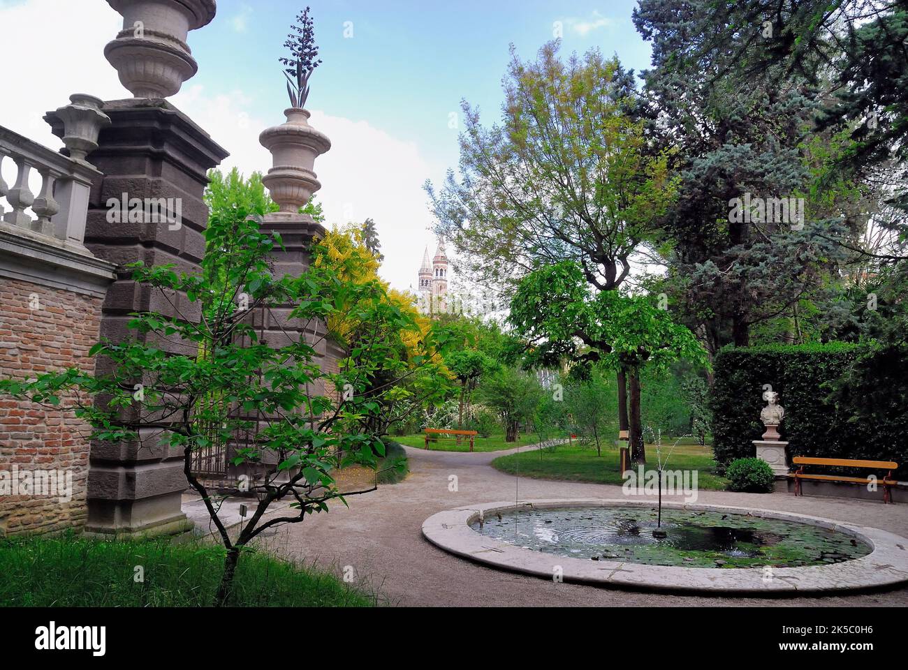 The University of Padua Botanical Garden. The Botanical Garden of the University of Padua was established in 1545 for the cultivation of medicinal plants. The old entrance and the fountain. Stock Photo