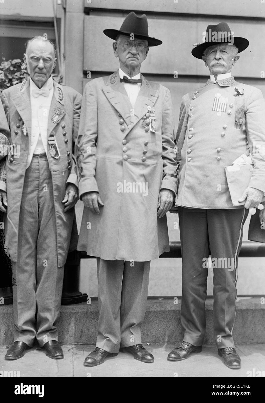 Confederate Reunion - Gen. Harrison of Mississippi, Commander In Chief, with Generals Mickey And Dinkins, 1917. Veterans from the southern USA in confederate uniform, Washington D.C. Stock Photo