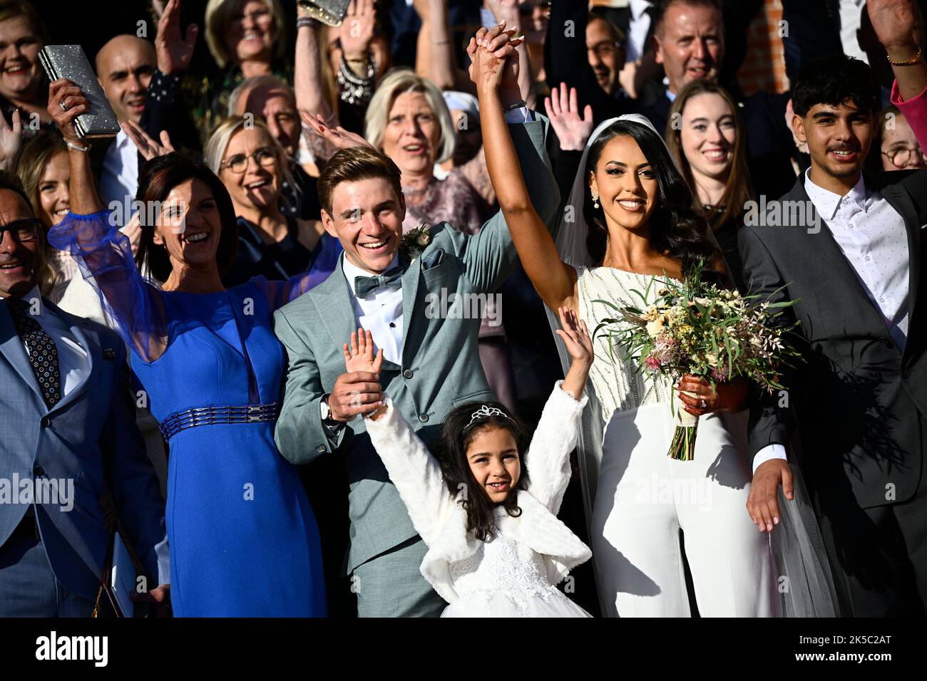 Newly weds Belgian Remco Evenepoel and Oumaima Oumi Rayane pictured after the wedding of Belgian cyclist Remco Evenepoel and Oumi Rayane, Friday 07 October 2022 in Dilbeek, Belgium. BELGA PHOTO JASPER JACOBS Stock Photo