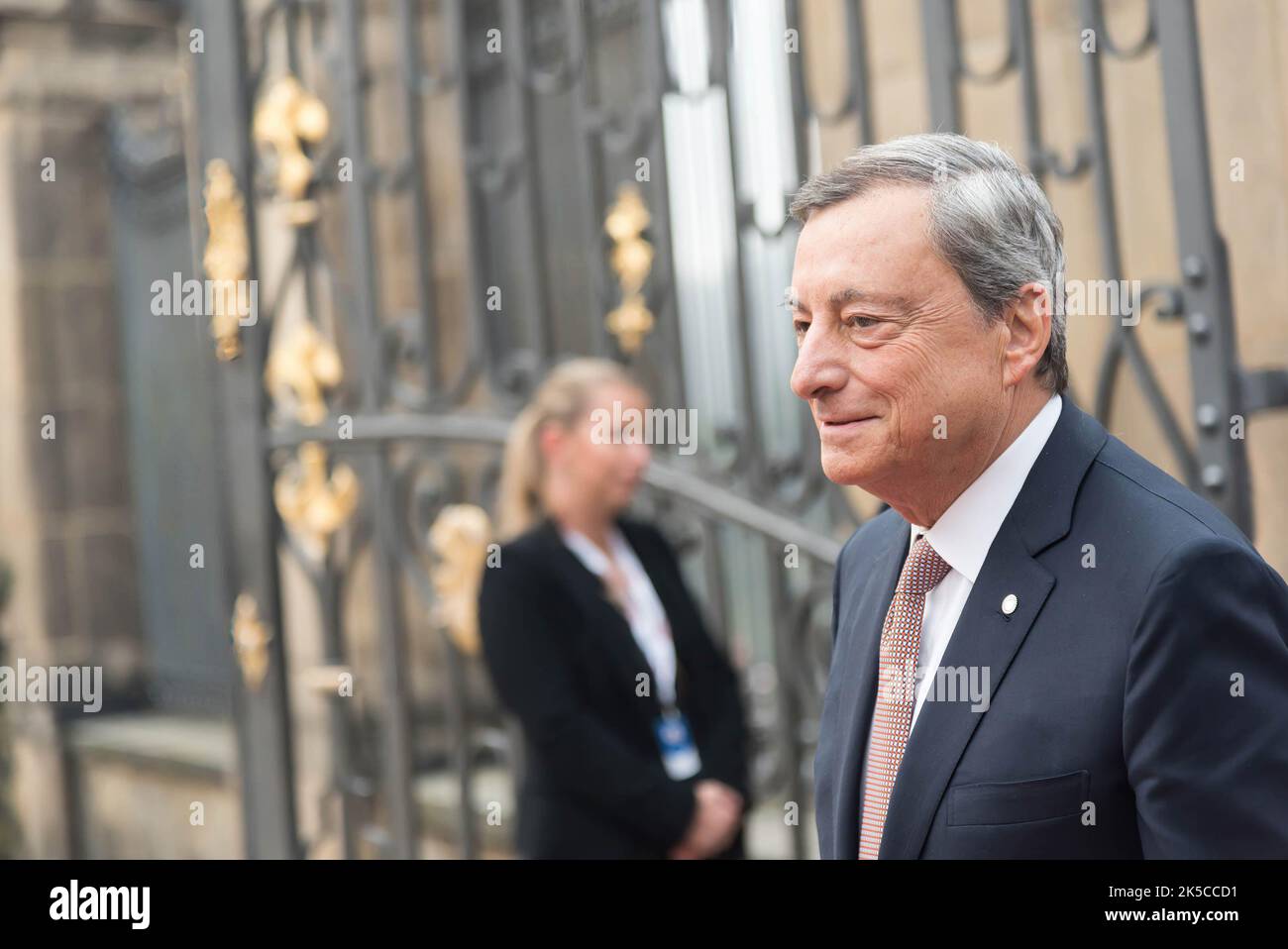 Prague, Czech Republic. 07th Oct, 2022. Prime Minister of Italy Mario Draghi arrives before the informal European Council meeting in Prague. Main discussed points during the meeting are war in Ukraine, energy and economic situation in Europe. Credit: SOPA Images Limited/Alamy Live News Stock Photo