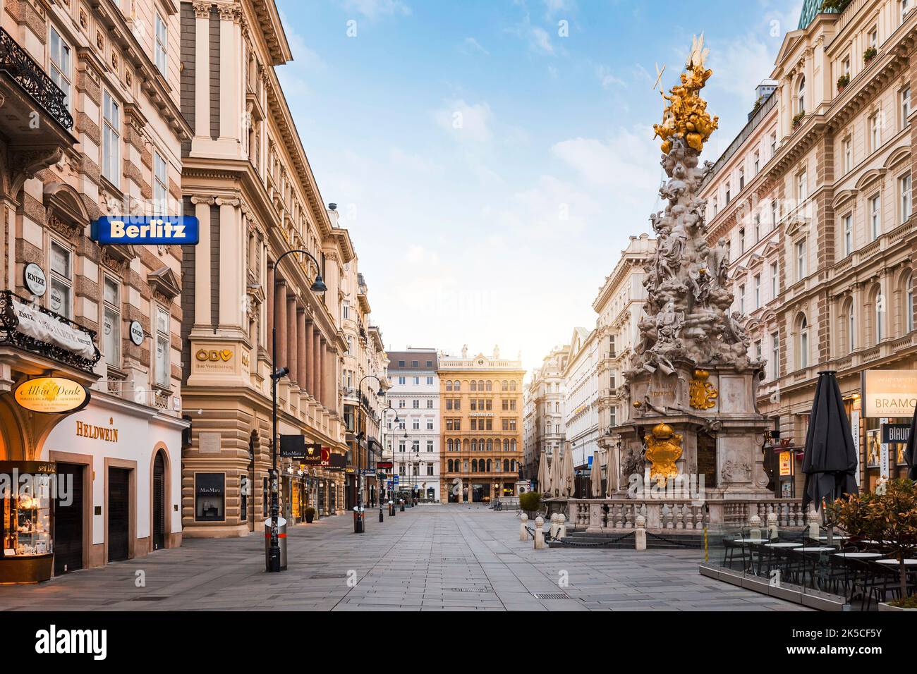 Popular shopping street and pedestrian zone Graben in downtown Vienna, Austria Stock Photo