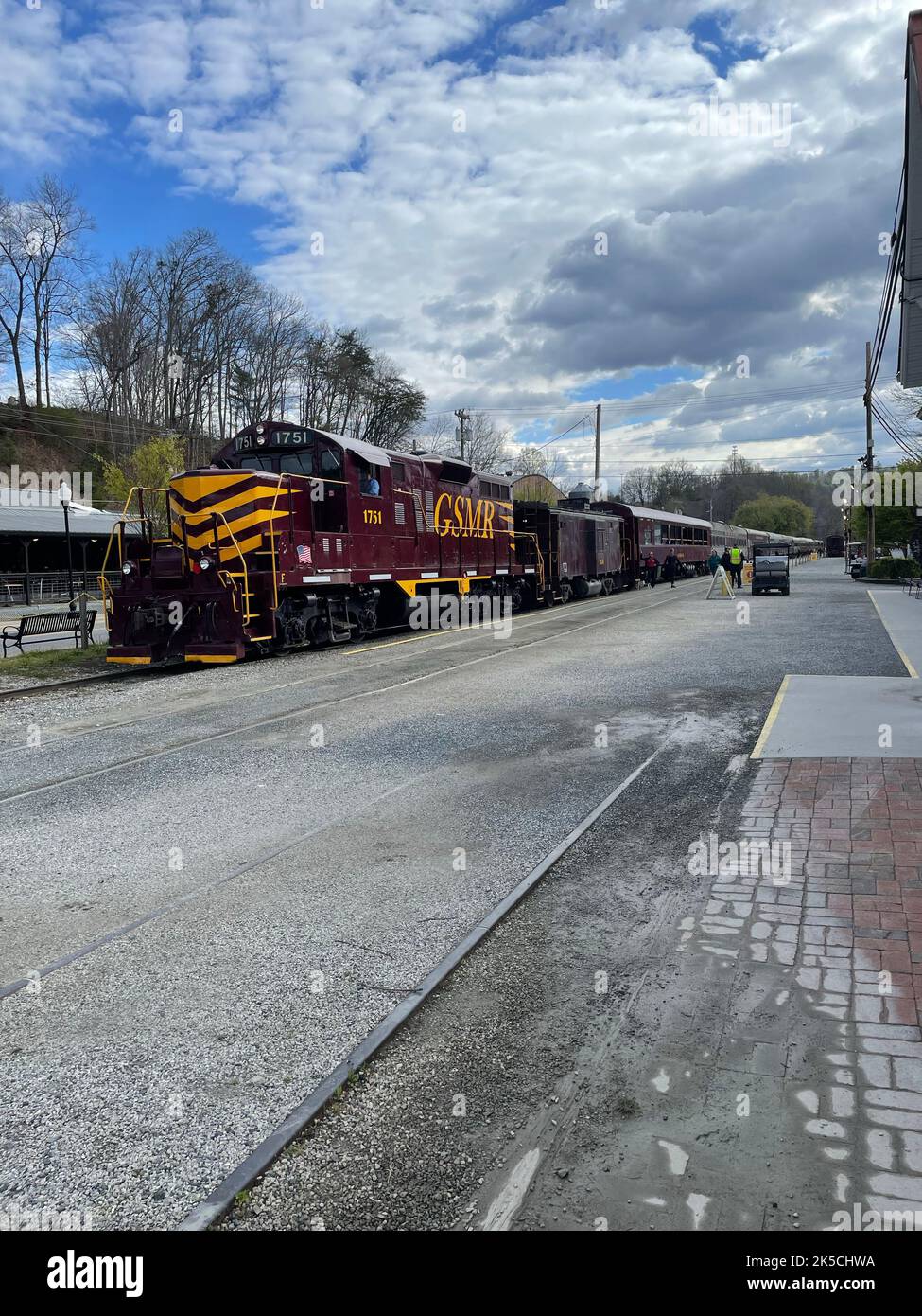 Smoky mountains train in North Carolina during daytime Stock Photo Alamy